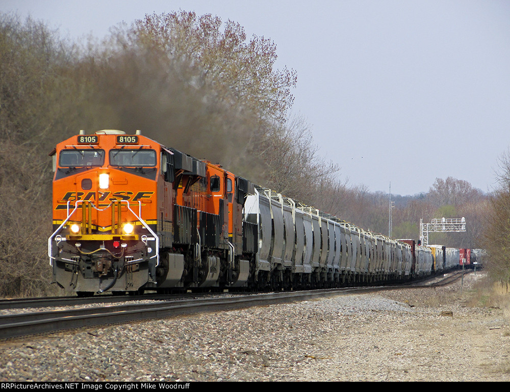 BNSF 8105